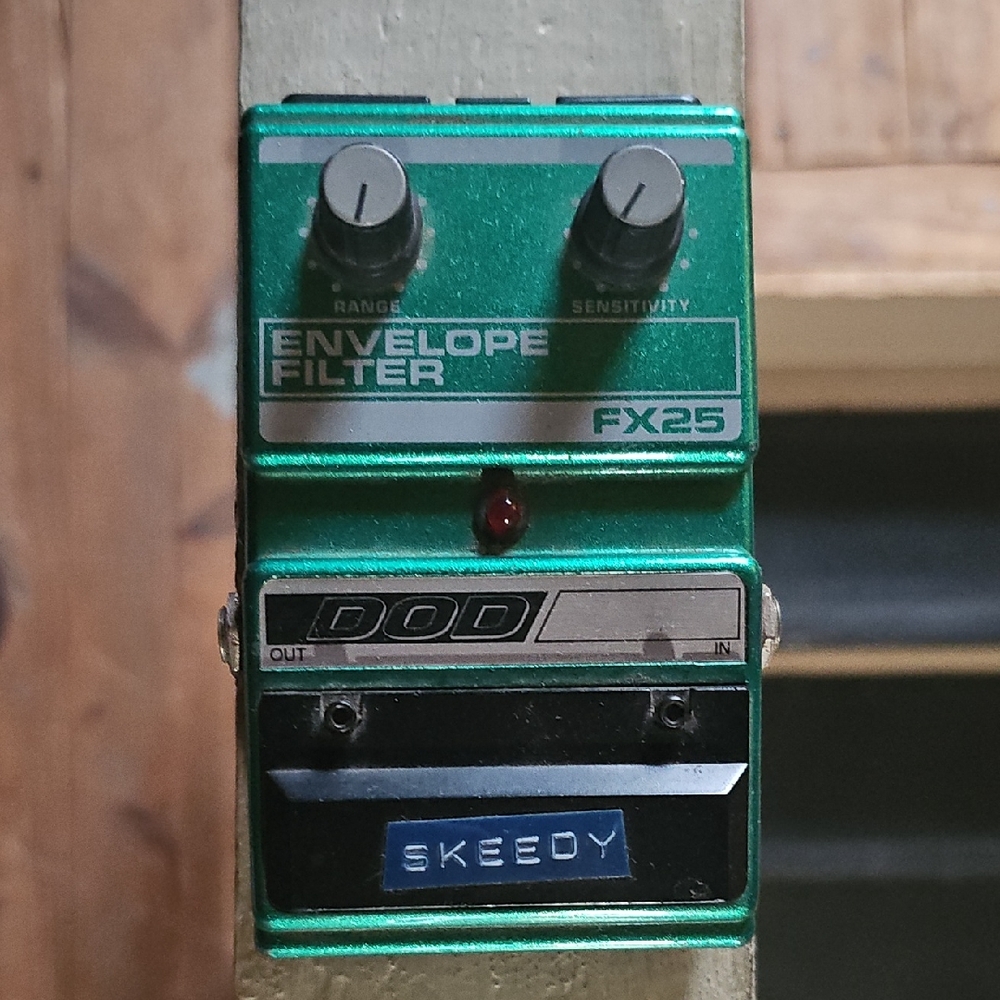 DOD FX25 Envelope Filter Pedal in Green